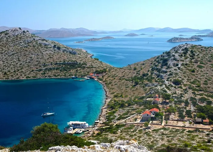 Lejlighed In With Seaview, Terrace, Air Condition, Wifi Sukošan